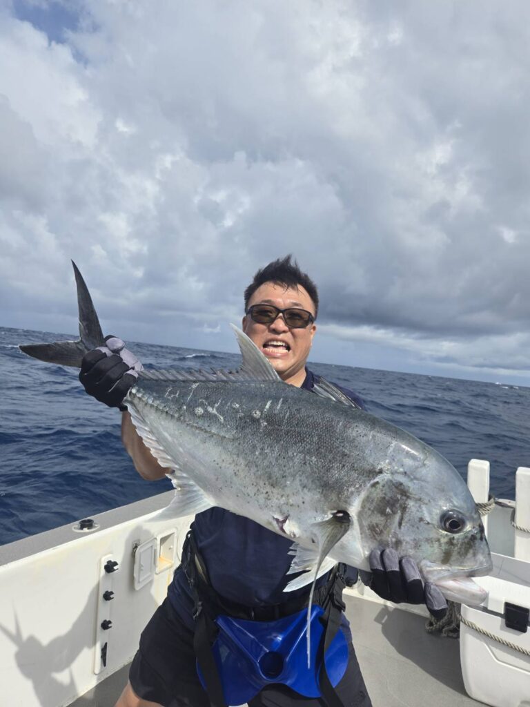 屋久島 GTキャスティング GTフィッシング フィスニック FISNIC 遊漁船 釣り
釣果 吐噶喇列島 トカラ列島 口之島 口永良部島 中之島 オフショアキャスティング オフショアフィッシング トップウォーター ルアーフィッシング GT ジャイアントトレバリー