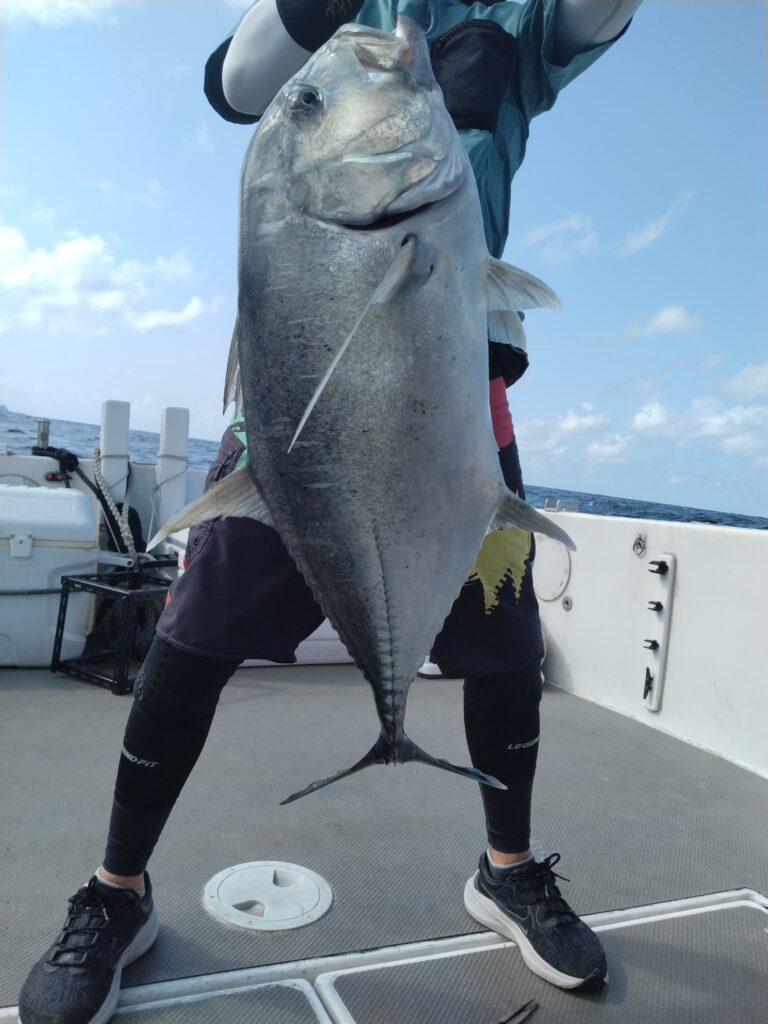 屋久島　GTキャスティング　GTフィッシング　フィスニック　FISNIC　遊漁船　釣り
　釣果　吐噶喇列島　トカラ列島　口之島　口永良部島　中之島　オフショアキャスティング　オフショアフィッシング　トップウォーター　ルアーフィッシング　GT　ジャイアントトレバリー　