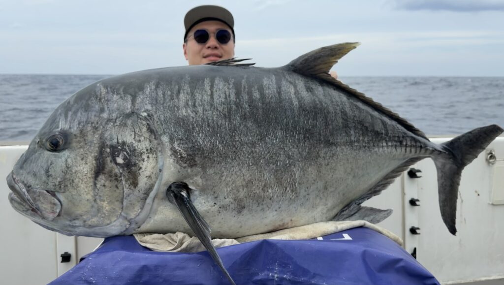 屋久島 GTキャスティング GTフィッシング フィスニック FISNIC 遊漁船 釣り
釣果 吐噶喇列島 トカラ列島 口之島 口永良部島 中之島 オフショアキャスティング オフショアフィッシング トップウォーター ルアーフィッシング GT ジャイアントトレバリー